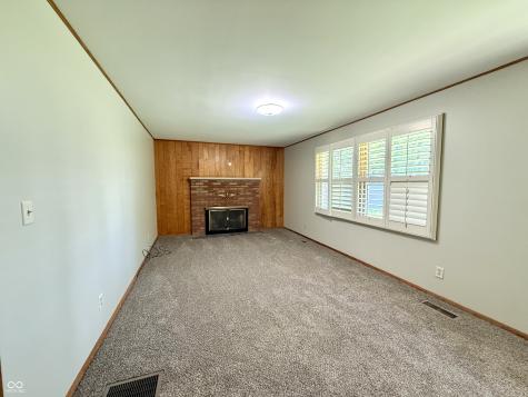 2005 W State Road 32 Crawfordsville IN 47933