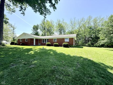 2005 W State Road 32 Crawfordsville IN 47933