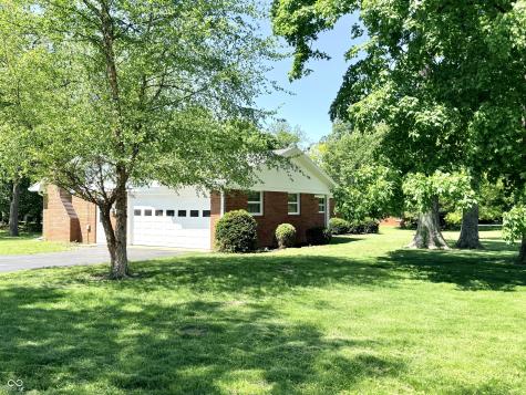 2005 W State Road 32 Crawfordsville IN 47933