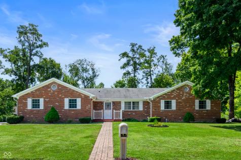 6931 Woodridge Drive Avon IN 46123