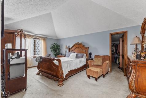 9011 Seabreeze Court Indianapolis IN 46256