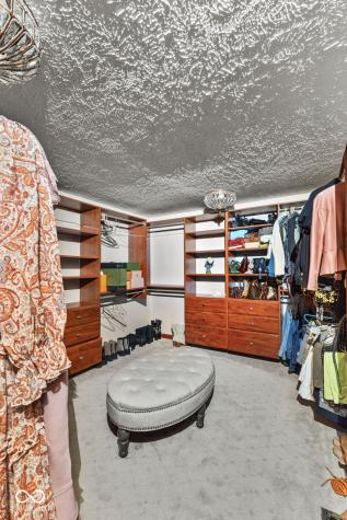 9011 Seabreeze Court Indianapolis IN 46256