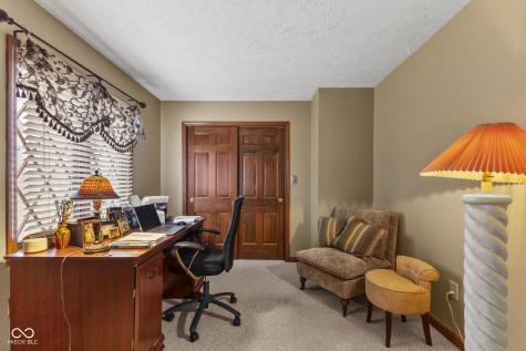 9011 Seabreeze Court Indianapolis IN 46256