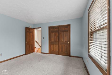 9011 Seabreeze Court Indianapolis IN 46256