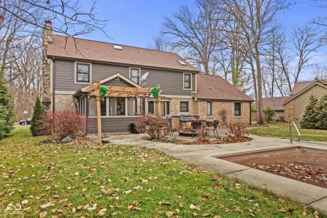 9011 Seabreeze Court Indianapolis IN 46256