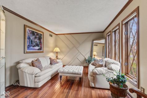 9011 Seabreeze Court Indianapolis IN 46256