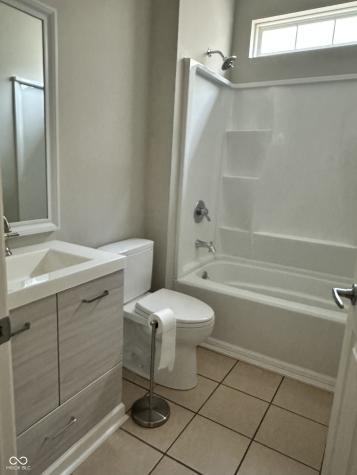 13023 Venito Trail Fishers IN 46037