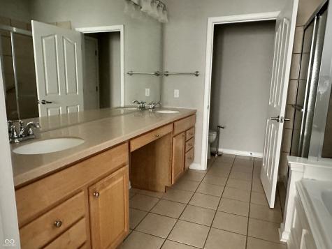 13023 Venito Trail Fishers IN 46037