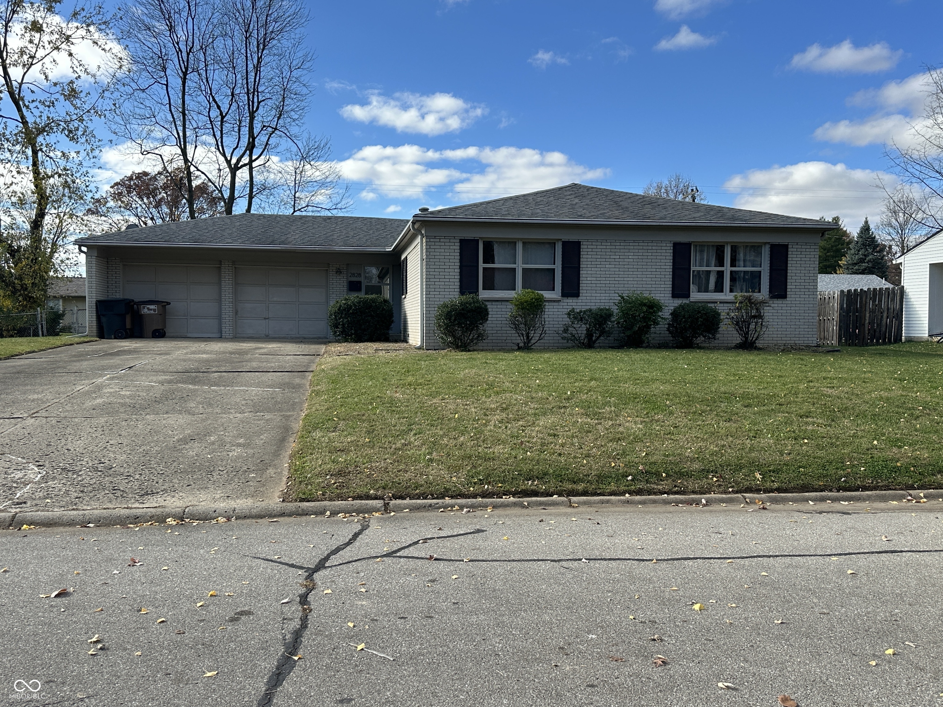 2828 Tulip Drive Columbus IN 47203