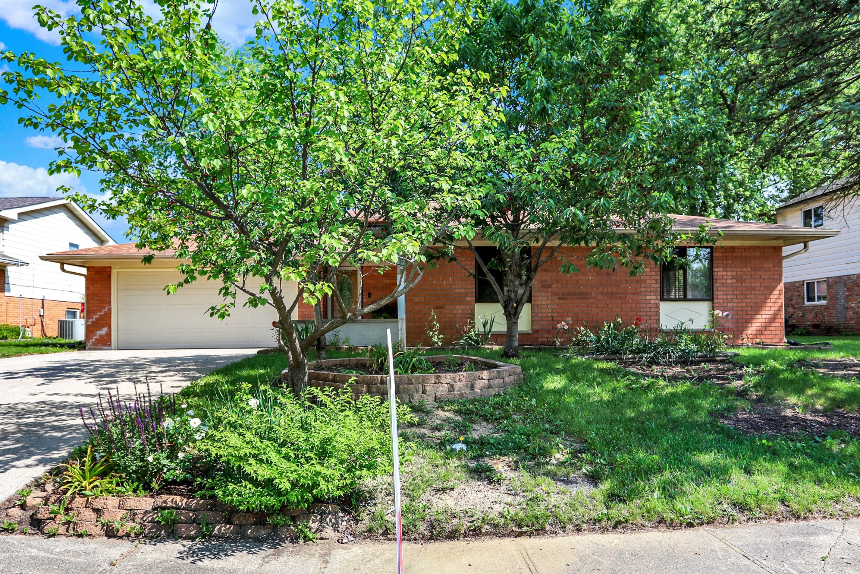 9112 Mercury Drive Indianapolis IN 46229
