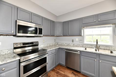 6517 Cougar Court Indianapolis IN 46237