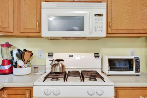 2002 Falcon Court Franklin IN 46131