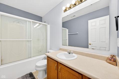 2002 Falcon Court Franklin IN 46131