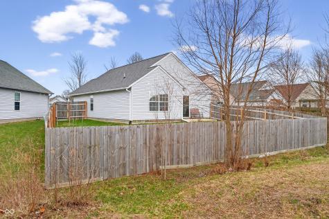 2002 Falcon Court Franklin IN 46131