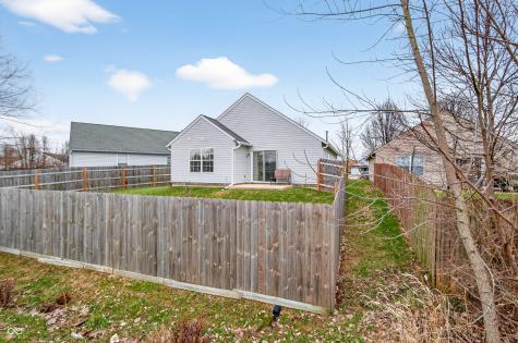 2002 Falcon Court Franklin IN 46131