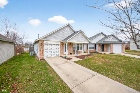 2002 Falcon Court Franklin IN 46131