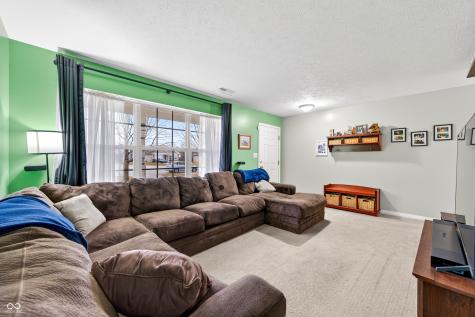 2002 Falcon Court Franklin IN 46131