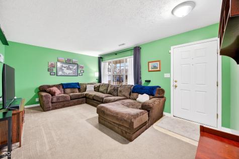 2002 Falcon Court Franklin IN 46131