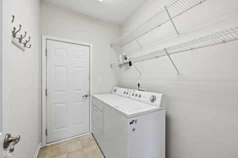 7851 Friends Creek Avon IN 46123