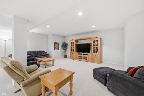 7851 Friends Creek Avon IN 46123
