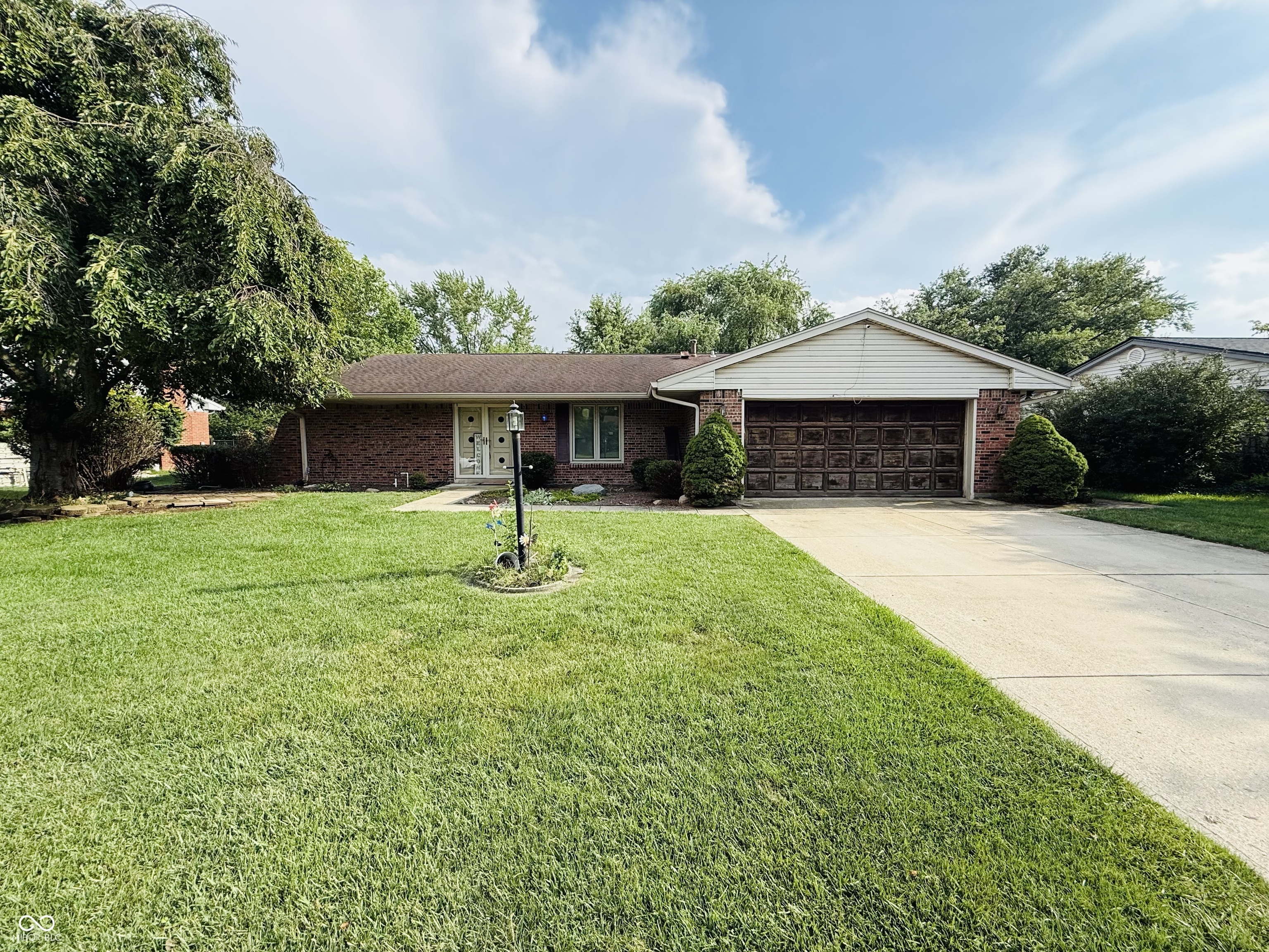 8107 Camellia Lane Indianapolis IN 46219