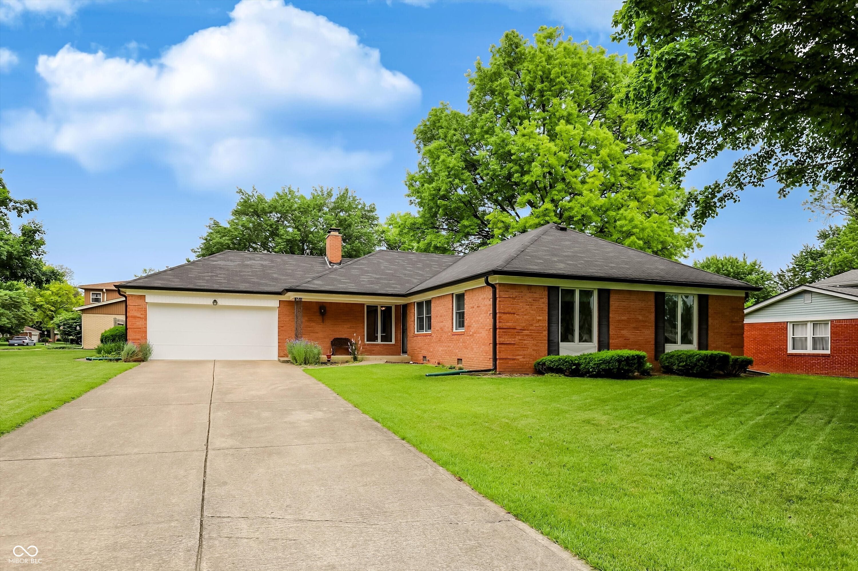 7702 Lindsay Drive Indianapolis IN 46214