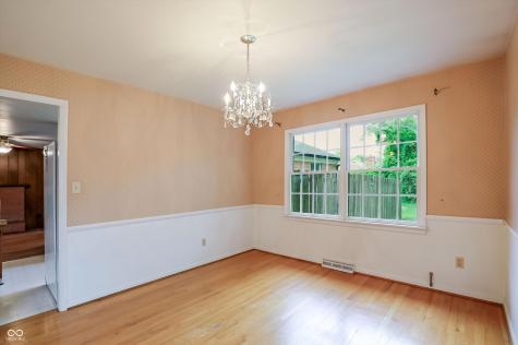 7702 Lindsay Drive Indianapolis IN 46214