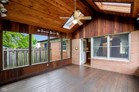 7702 Lindsay Drive Indianapolis IN 46214