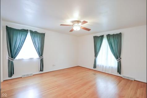 7702 Lindsay Drive Indianapolis IN 46214