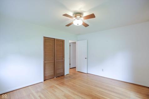 7702 Lindsay Drive Indianapolis IN 46214