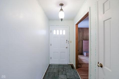 7702 Lindsay Drive Indianapolis IN 46214