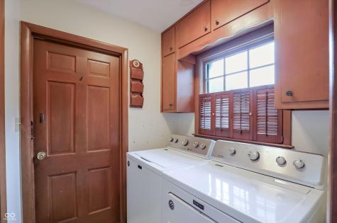 7702 Lindsay Drive Indianapolis IN 46214