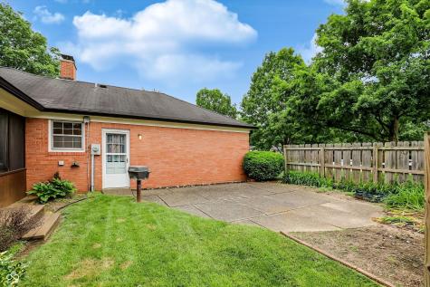 7702 Lindsay Drive Indianapolis IN 46214