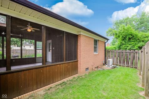 7702 Lindsay Drive Indianapolis IN 46214