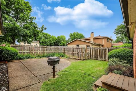 7702 Lindsay Drive Indianapolis IN 46214