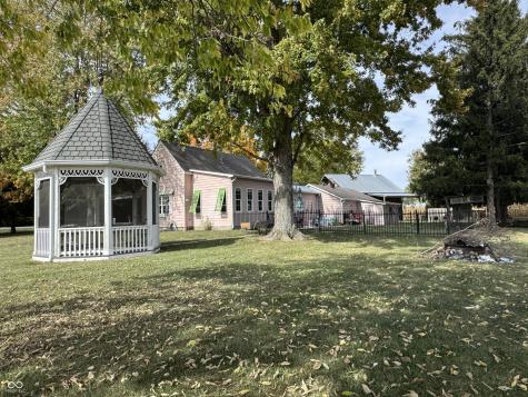 4589 N 200 W Greenfield IN 46140