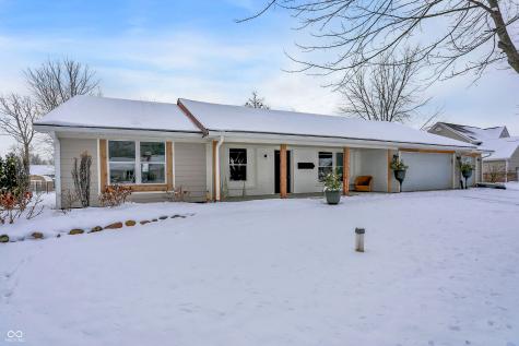 9785 Barth Drive Zionsville IN 46077