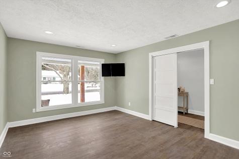 9785 Barth Drive Zionsville IN 46077