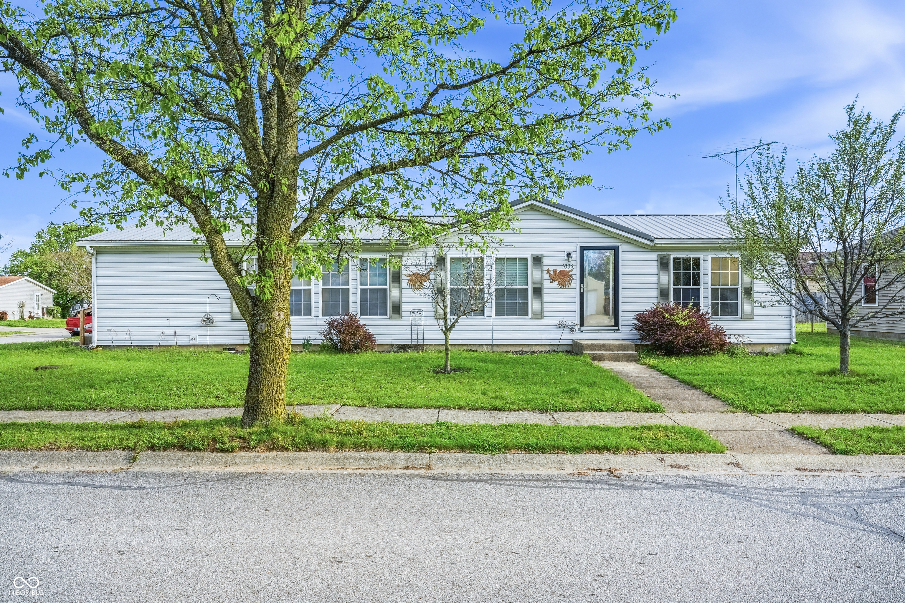 3336 Fall Valley Drive Columbus IN 47203