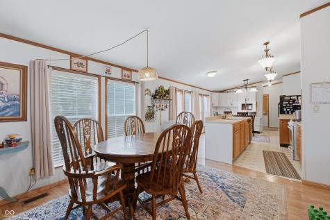 3336 Fall Valley Drive Columbus IN 47203