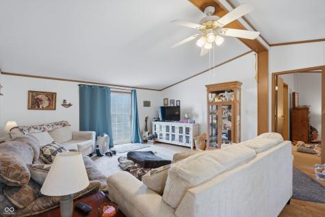 3336 Fall Valley Drive Columbus IN 47203