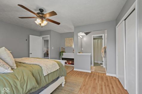 1092 S Quail Court New Palestine IN 46163