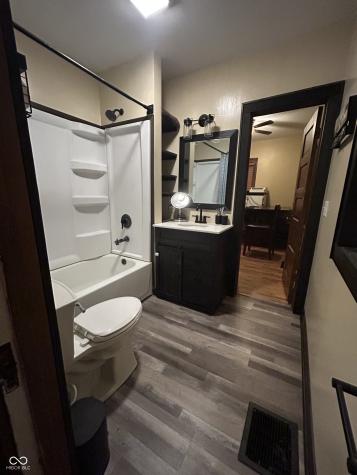 2014 Roosevelt Avenue New Castle IN 47362