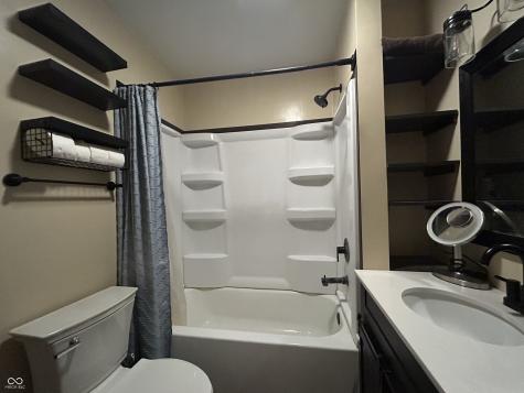 2014 Roosevelt Avenue New Castle IN 47362