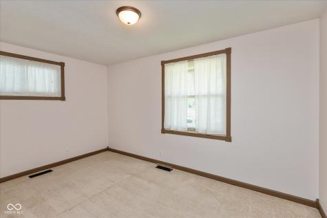 3226 Elmhurst Drive Indianapolis IN 46226