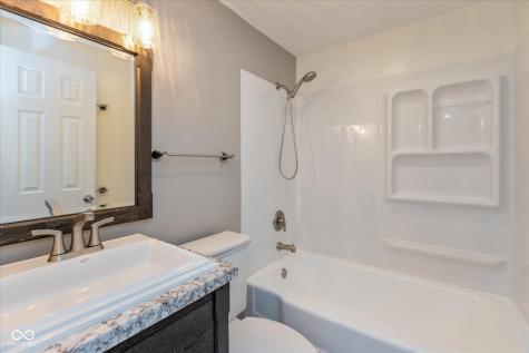 3226 Elmhurst Drive Indianapolis IN 46226