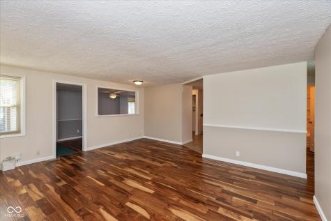 3226 Elmhurst Drive Indianapolis IN 46226