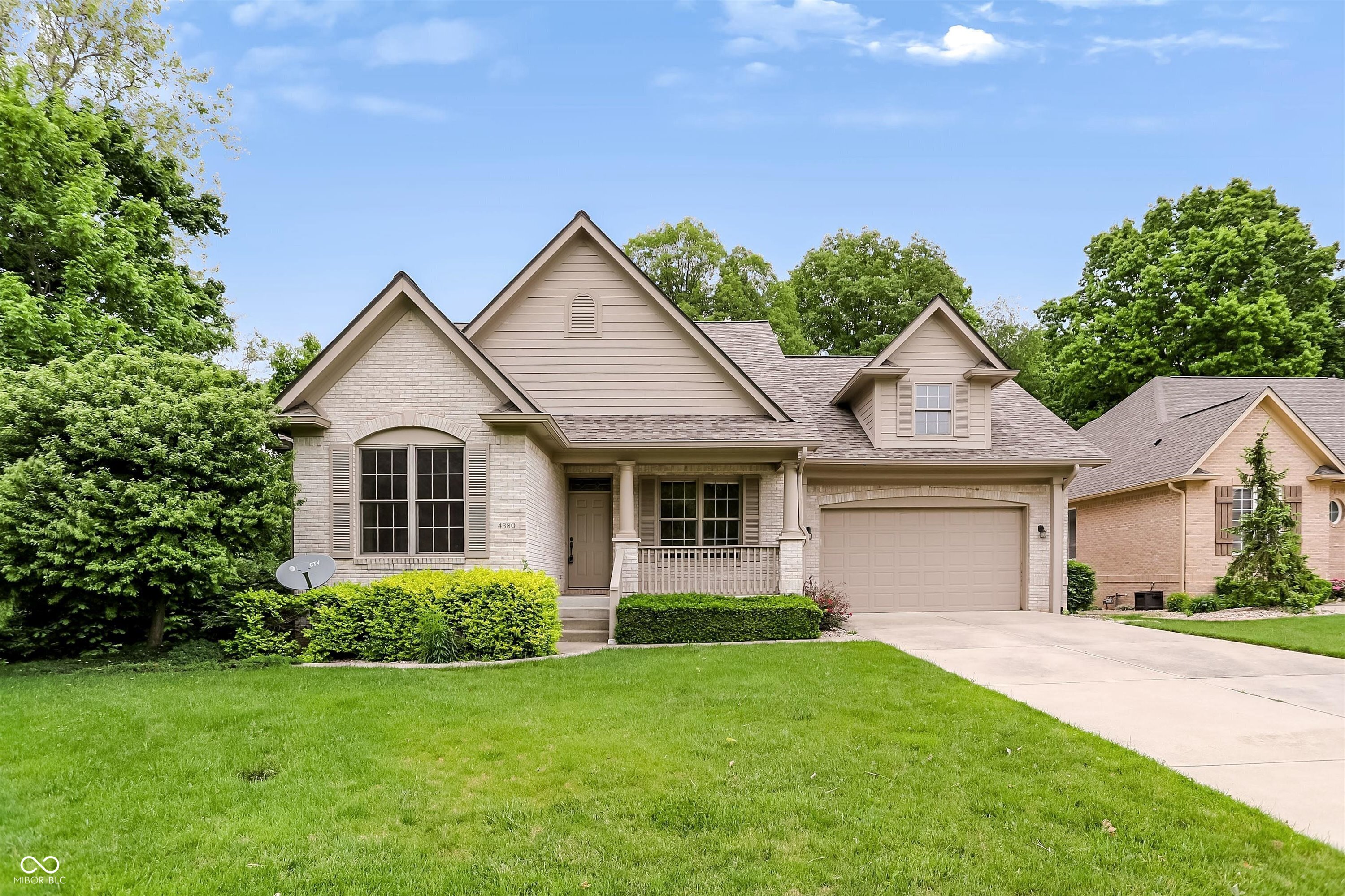 4380 Nottinghill Drive Avon IN 46123