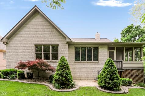 4380 Nottinghill Drive Avon IN 46123