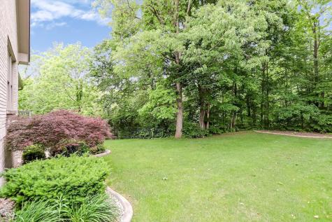 4380 Nottinghill Drive Avon IN 46123